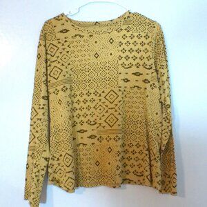 The Everyday Tee Mustard Geometric Print Long Sleeve Shirt Women’s Large